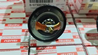 8-97300787-3 サーモスタット